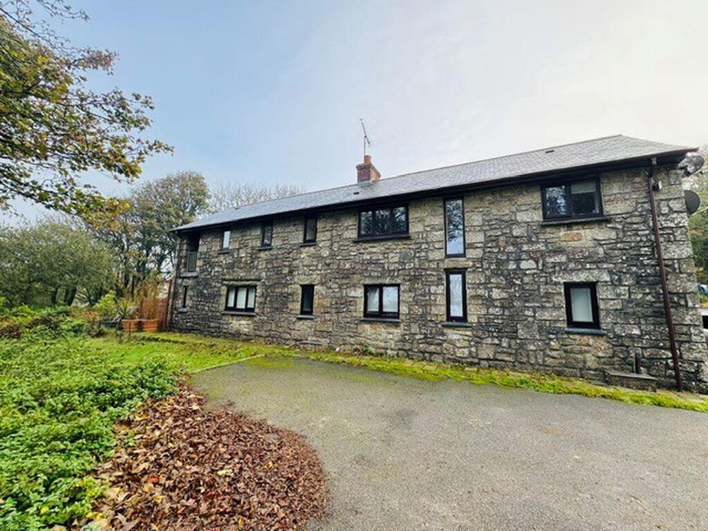 4 bed Detached for rent in Mount. From Jefferys - Lostwithiel