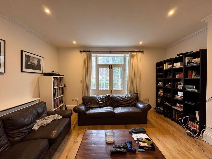3 bed 1st Floor Flat for rent in Hampstead. From TESSA LANG PROPERTY - London 3 bed 1st Floor Flat for rent in Hampstead. From TESSA LANG PROPERTY - London