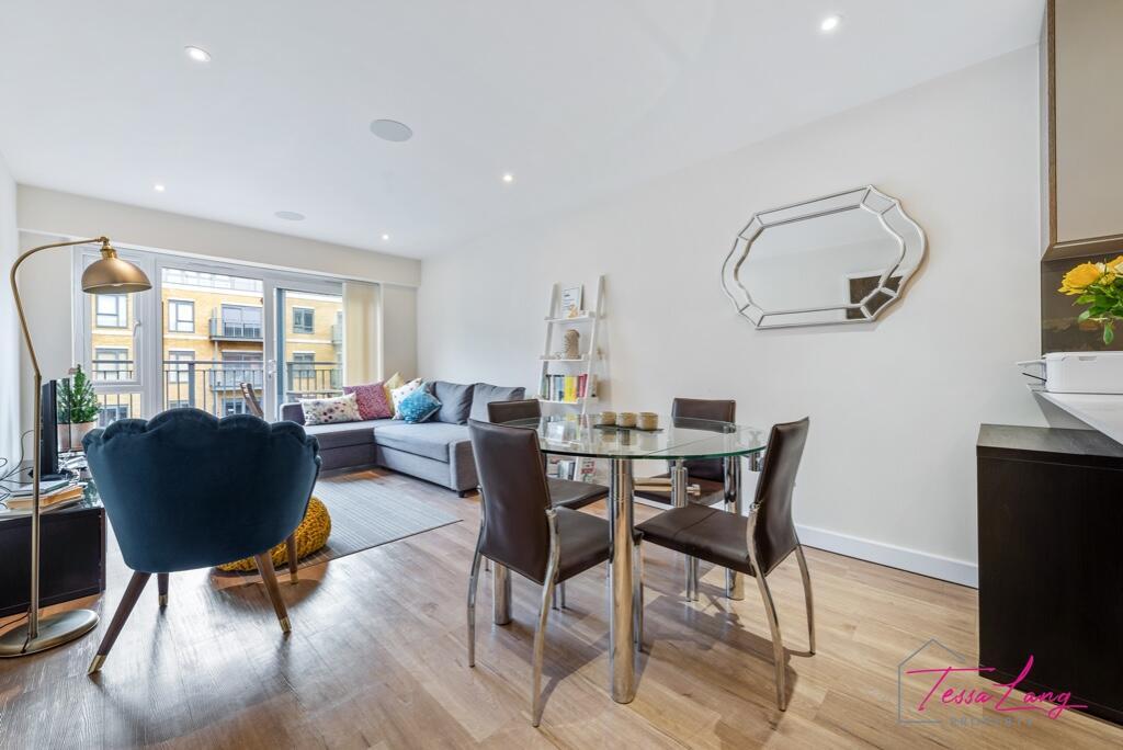 1 bed 1st Floor Flat for rent in Hendon. From TESSA LANG PROPERTY - London 1 bed 1st Floor Flat for rent in Hendon. From TESSA LANG PROPERTY - London