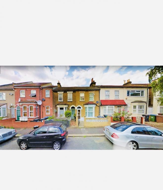 4 bed Terraced House for rent in London. From Syndicate Property - London