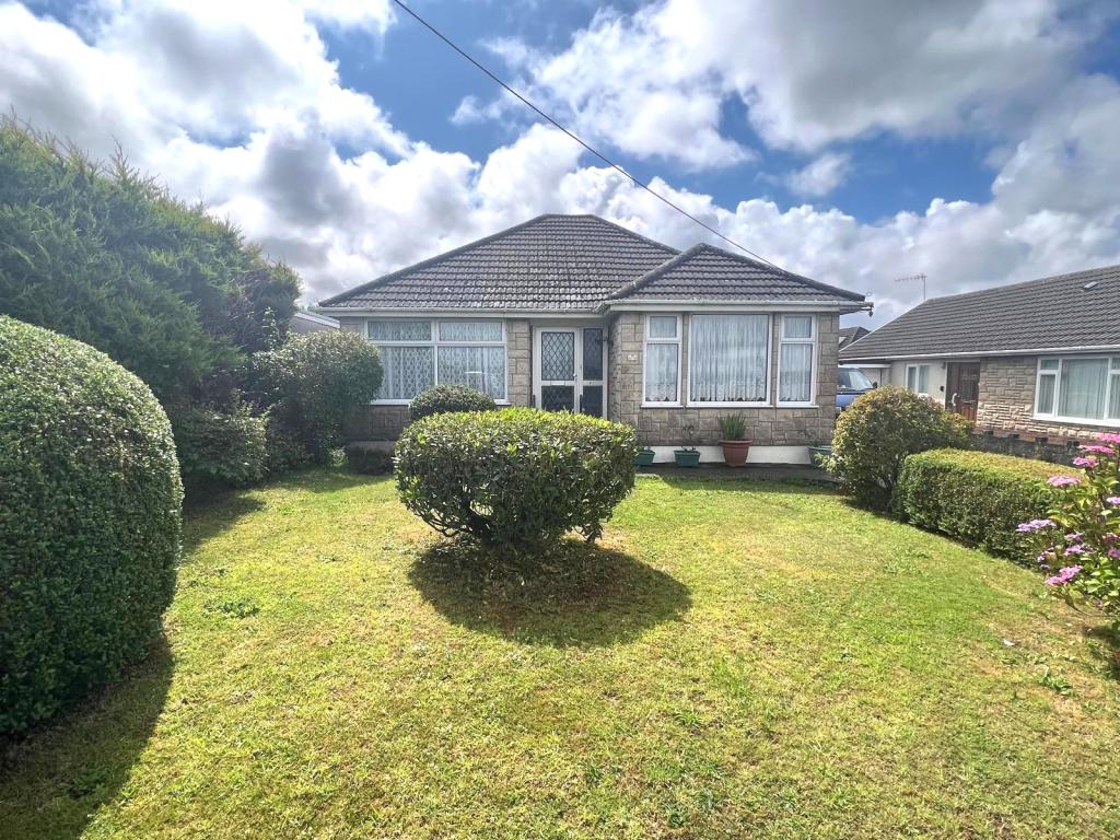 2 bed Bungalow for rent in Llanelli. From Swansea West Lettings - Swansea