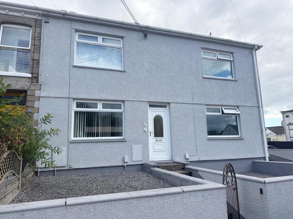 1 bed Ground Floor Flat for rent in Gowerton. From Swansea West Lettings - Swansea