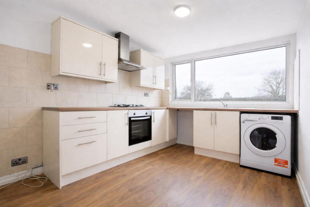 2 bed Apartment for rent in Caerphilly. From Jeffrey Ross - Llanishen