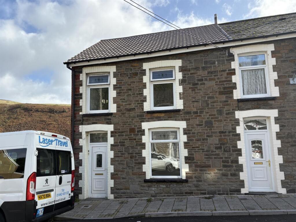 3 bed End of Terrace for rent in Pontygwaith. From Jeffrey Ross - Llanishen 3 bed End of Terrace for rent in Pontygwaith. From Jeffrey Ross - Llanishen
