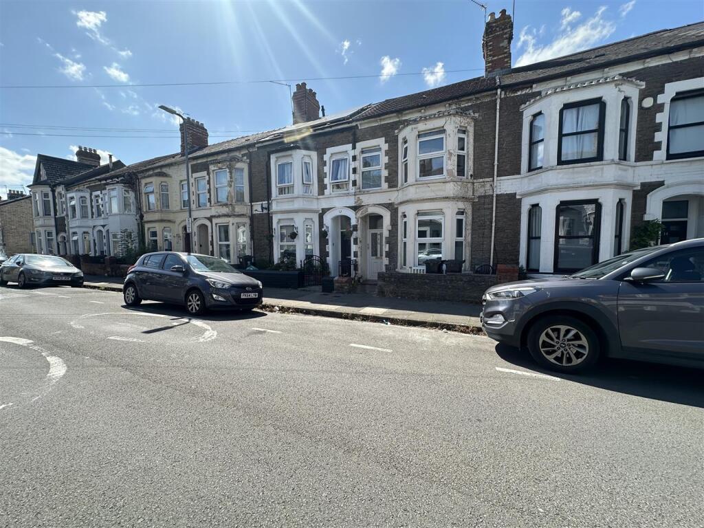 1 bed 1st Floor Flat for rent in St Fagans. From Jeffrey Ross - Pontcanna 1 bed 1st Floor Flat for rent in St Fagans. From Jeffrey Ross - Pontcanna