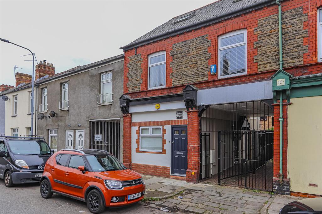 2 bed Duplex for rent in St Fagans. From Jeffrey Ross - Pontcanna