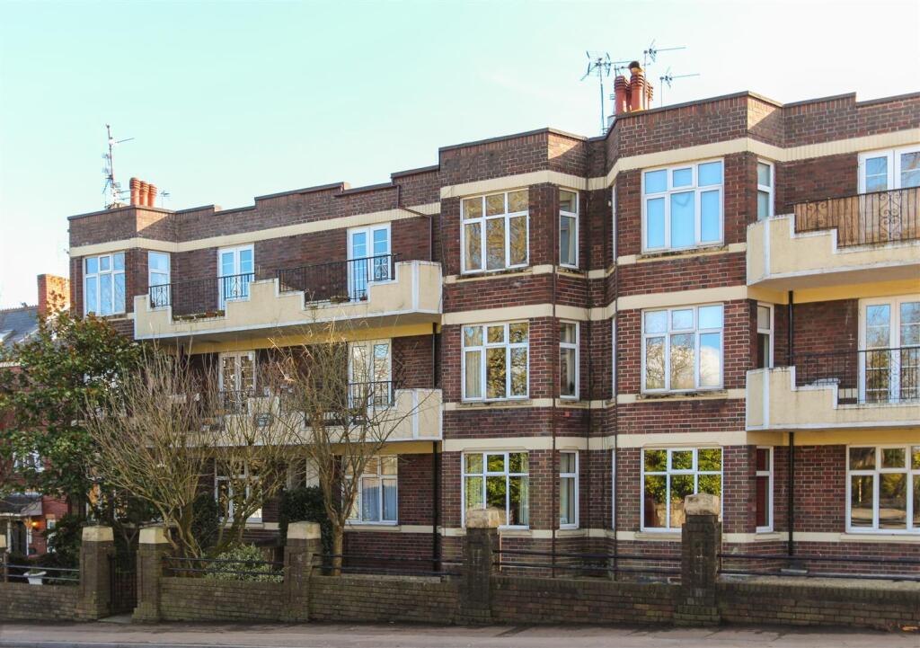 2 bed 1st Floor Flat for rent in Cardiff. From Jeffrey Ross - Pontcanna 2 bed 1st Floor Flat for rent in Cardiff. From Jeffrey Ross - Pontcanna