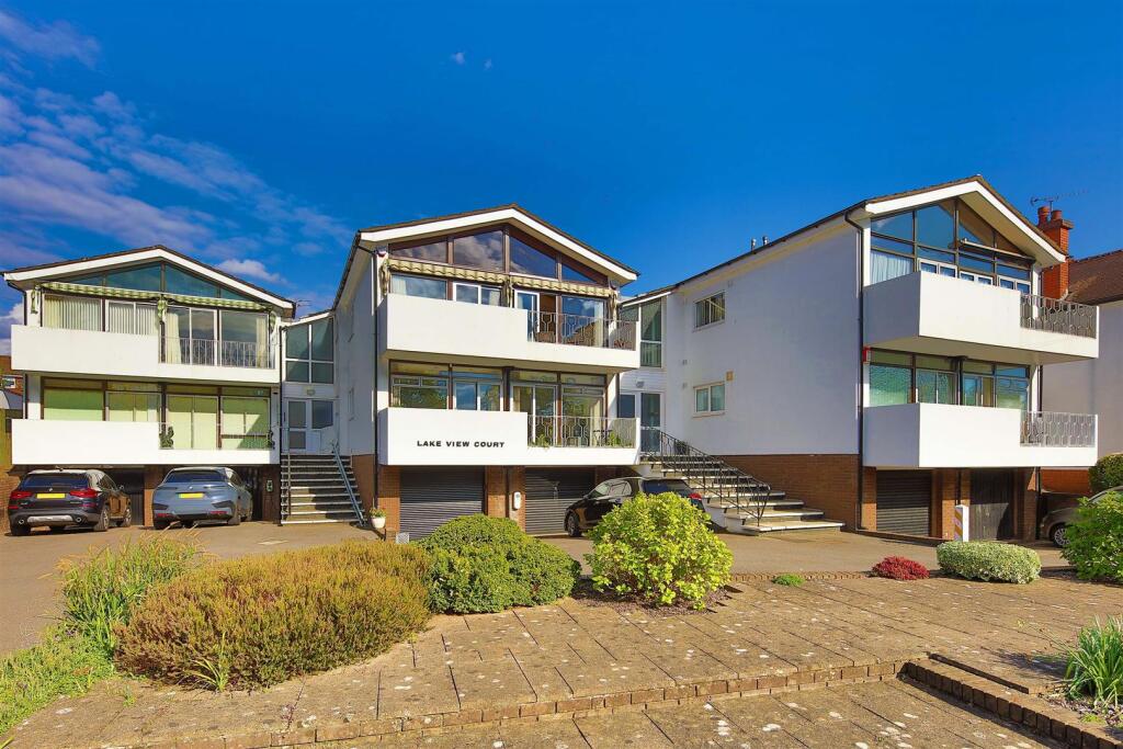 2 bed Apartment for rent in Cardiff. From Jeffrey Ross - Roath