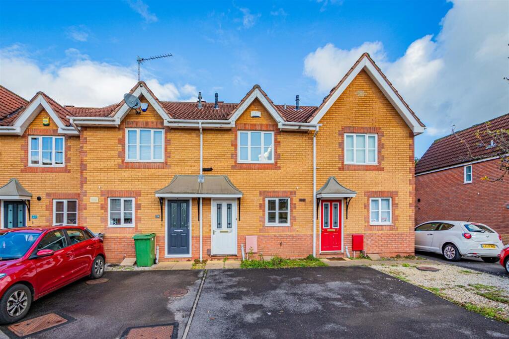 2 bed Mid Terraced House for rent in Castleton. From Jeffrey Ross - Roath