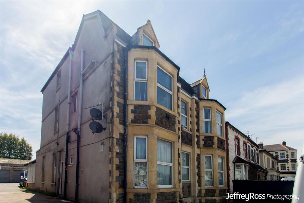 2 bed 1st Floor Flat for rent in Cardiff. From Jeffrey Ross - Roath 2 bed 1st Floor Flat for rent in Cardiff. From Jeffrey Ross - Roath