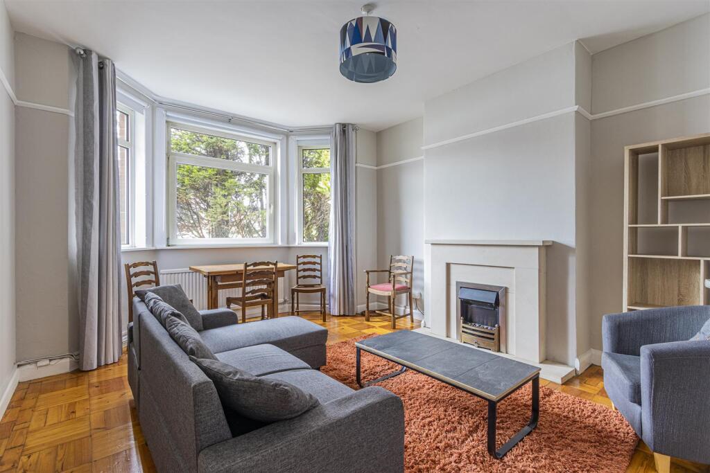 3 bed Apartment for rent in Cardiff. From Jeffrey Ross - Roath 3 bed Apartment for rent in Cardiff. From Jeffrey Ross - Roath