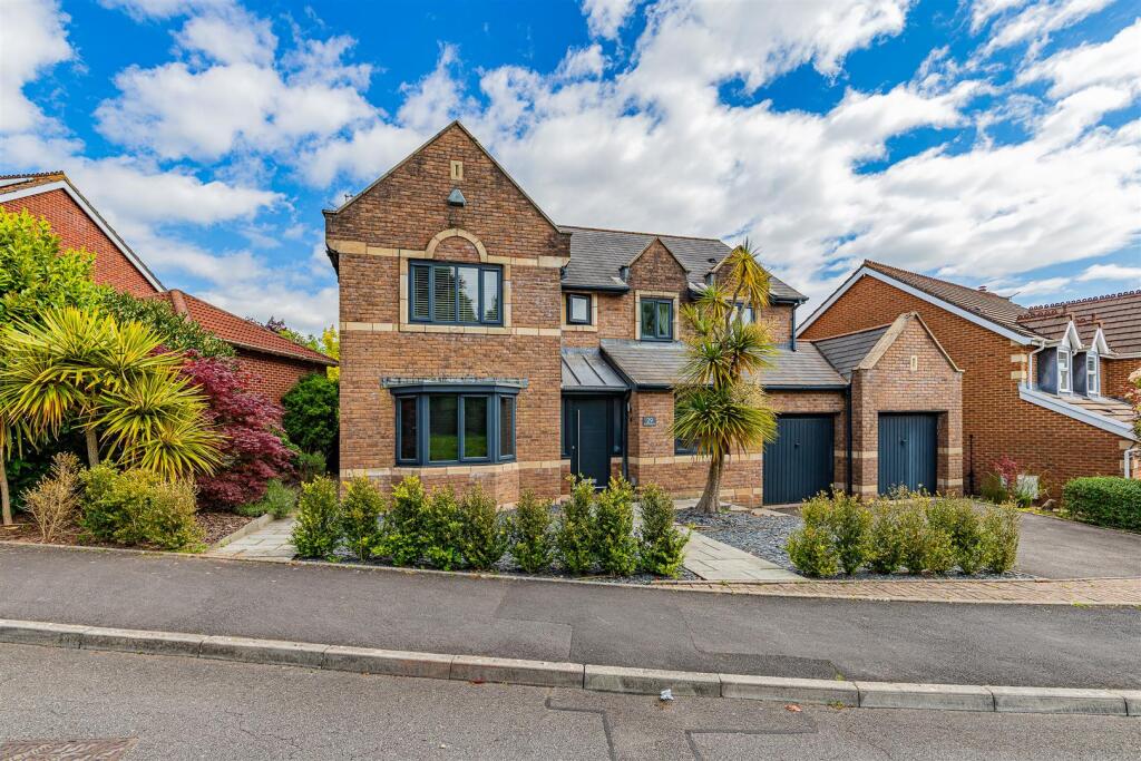 4 bed Detached for rent in Cardiff. From Jeffrey Ross - Roath