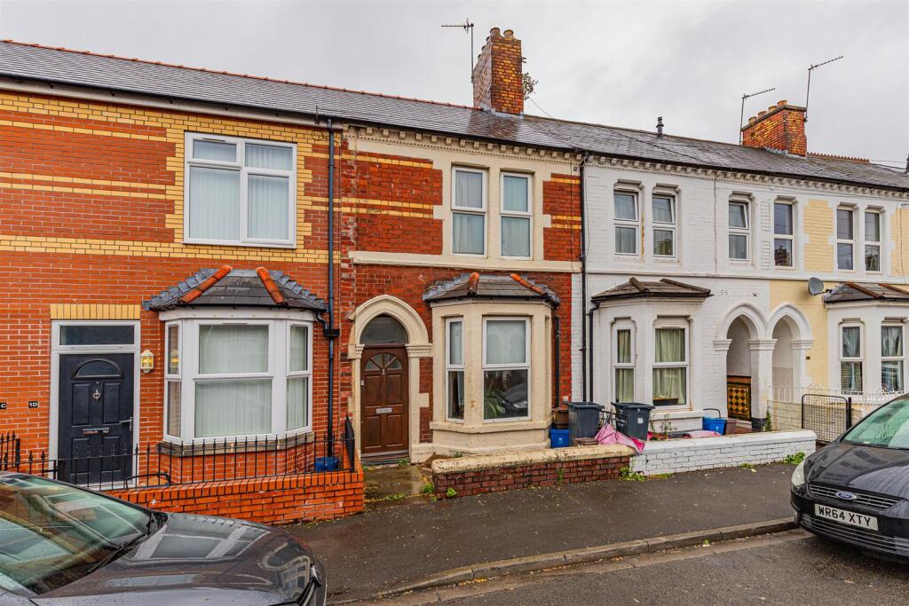 2 bed Mid Terraced House for rent in Cardiff. From Jeffrey Ross - Roath