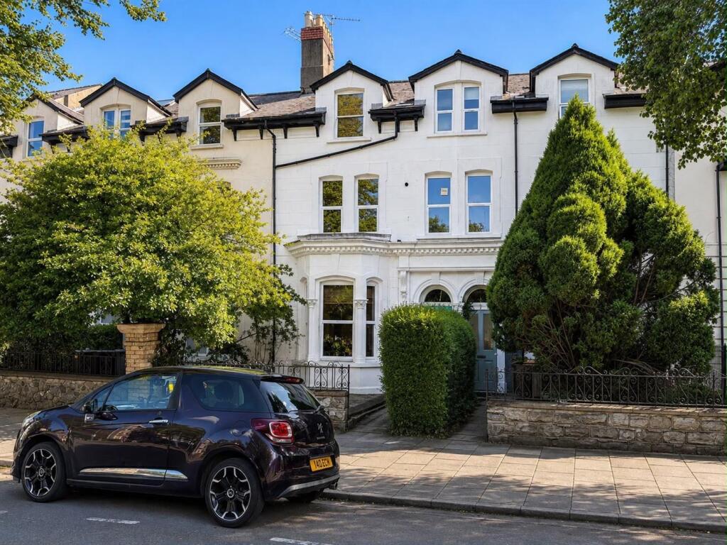 2 bed 1st Floor Flat for rent in Cardiff. From Jeffrey Ross - Roath