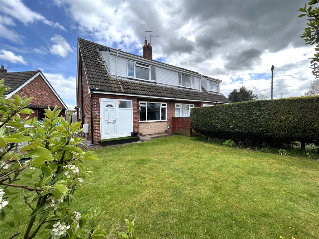 3 bed Semi-detached bungalow for rent in Hambleton. From Jigsaw Letting - Selby