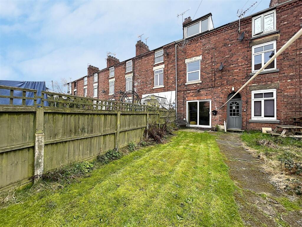 3 bed Mid Terraced House for rent in Selby. From Jigsaw Letting - Selby 3 bed Mid Terraced House for rent in Selby. From Jigsaw Letting - Selby