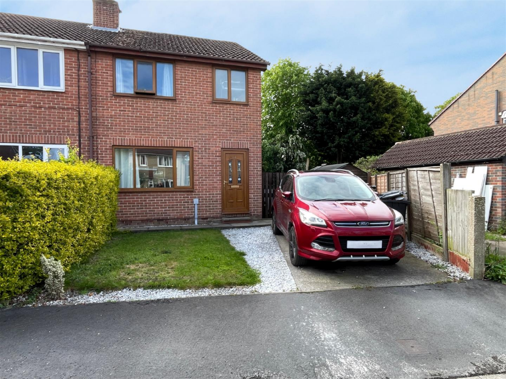 3 bed Semi Detached for rent in Camblesforth. From Jigsaw Letting - Selby