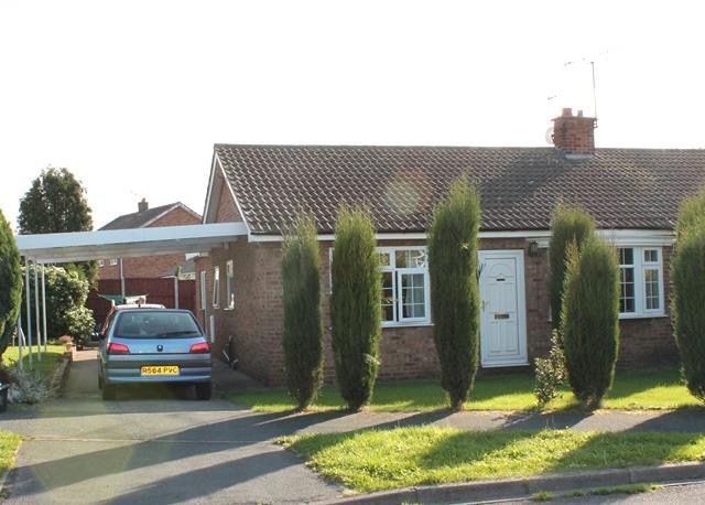3 bed Semi-detached bungalow for rent in Camblesforth. From Jigsaw Letting - Selby 3 bed Semi-detached bungalow for rent in Camblesforth. From Jigsaw Letting - Selby