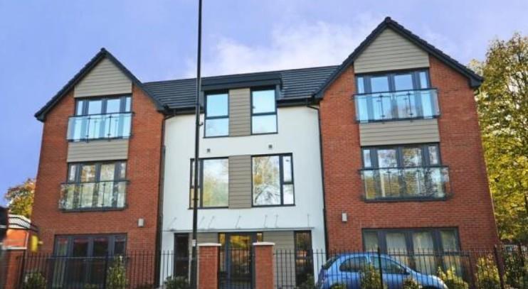 2 bed Apartment for rent in Major's Green. From Senate Property Services - Knowle