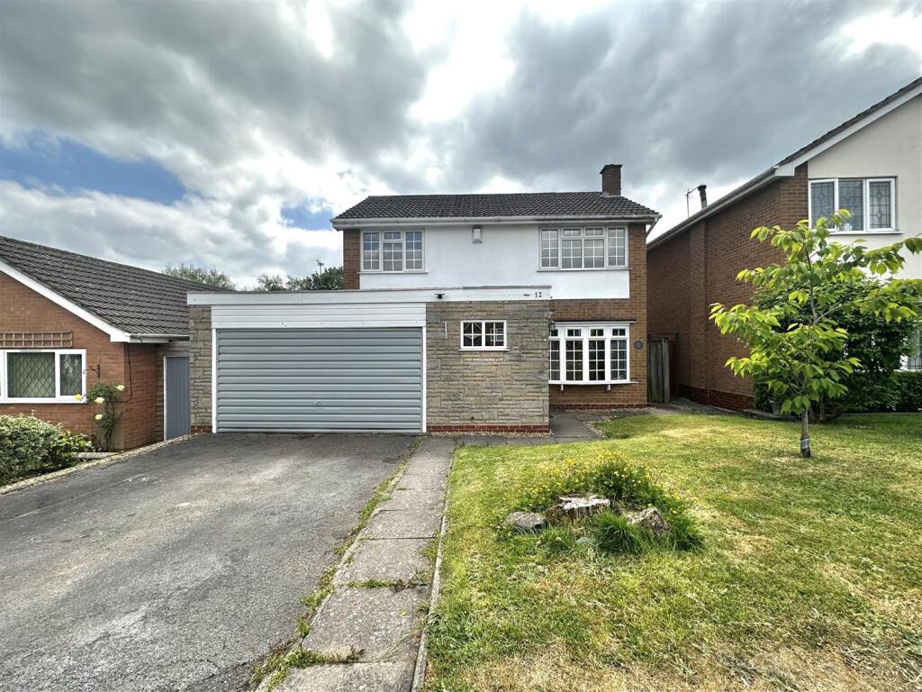 4 bed Detached for rent in Solihull. From Senate Property Services - Knowle 4 bed Detached for rent in Solihull. From Senate Property Services - Knowle