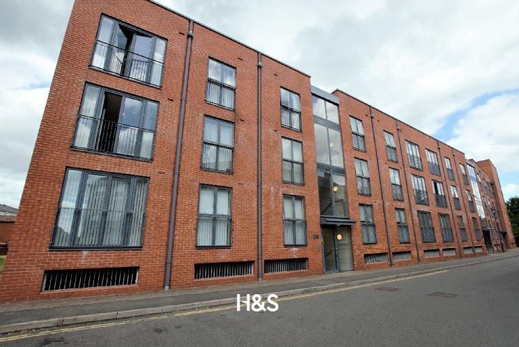 2 bed 1st Floor Flat for rent in Dickens Heath. From Senate Property Services - Knowle