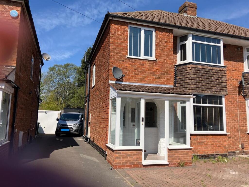 3 bed Semi Detached for rent in Solihull. From Senate Property Services - Knowle