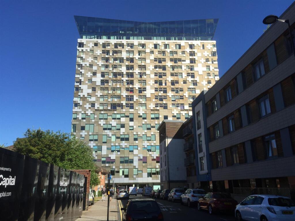 1 bed Apartment for rent in Birmingham. From Senate Property Services - Knowle