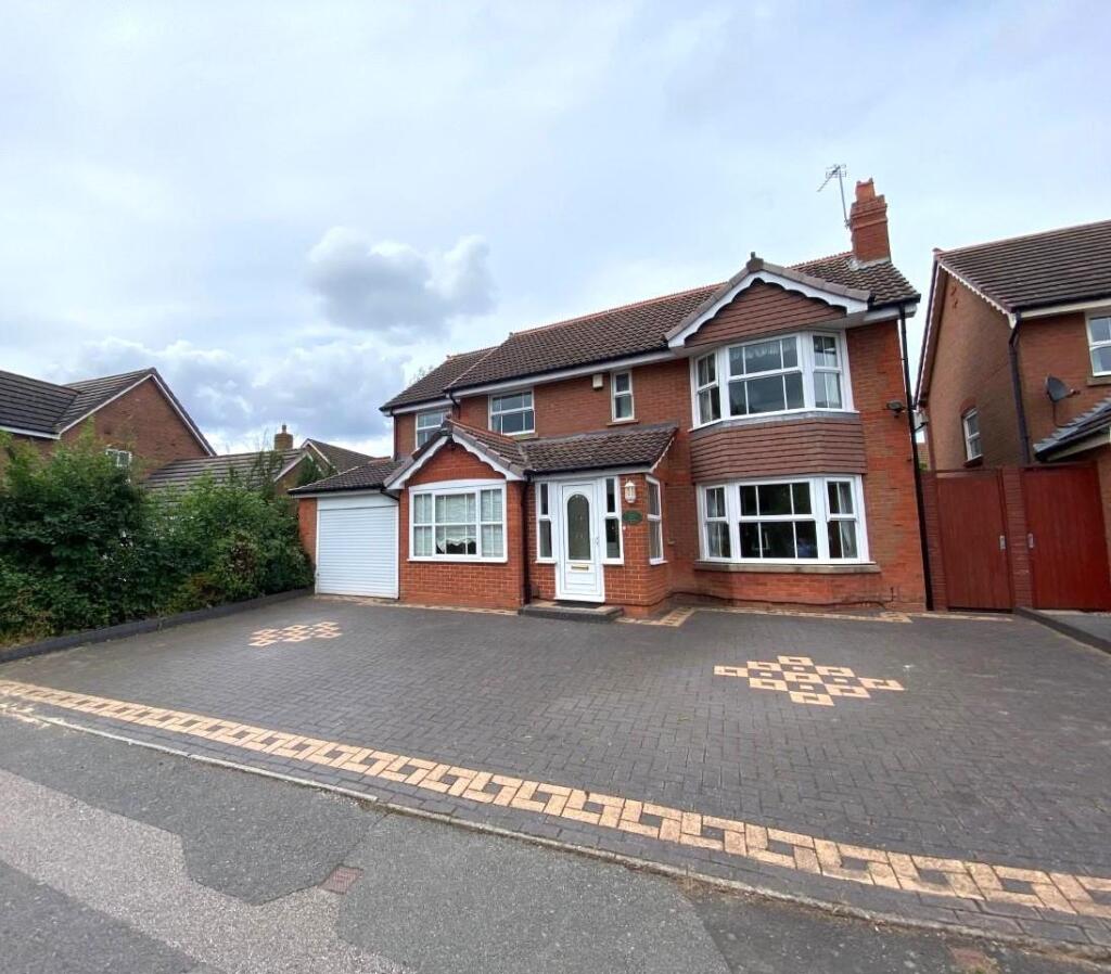 5 bed Detached for rent in Solihull. From Senate Property Services - Knowle 5 bed Detached for rent in Solihull. From Senate Property Services - Knowle
