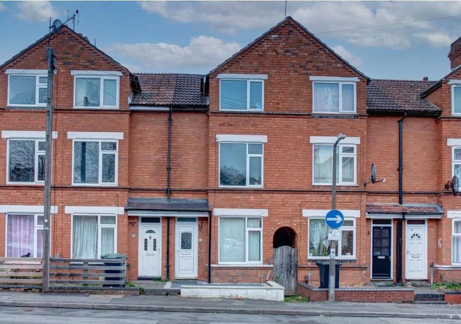 3 bed Detached for rent in Holt End. From Senate Property Services - Knowle 3 bed Detached for rent in Holt End. From Senate Property Services - Knowle