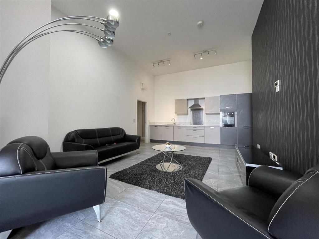 2 bed Apartment for rent in Cardiff. From JNR properties - Cardiff