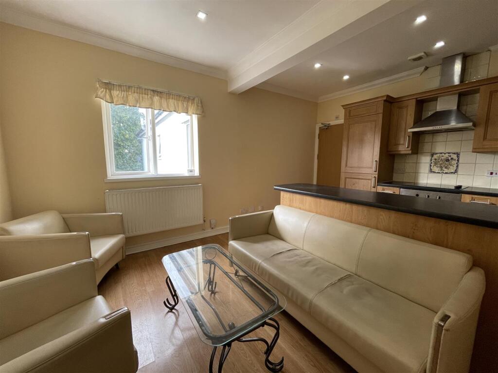 2 bed Apartment for rent in Cardiff. From JNR properties - Cardiff