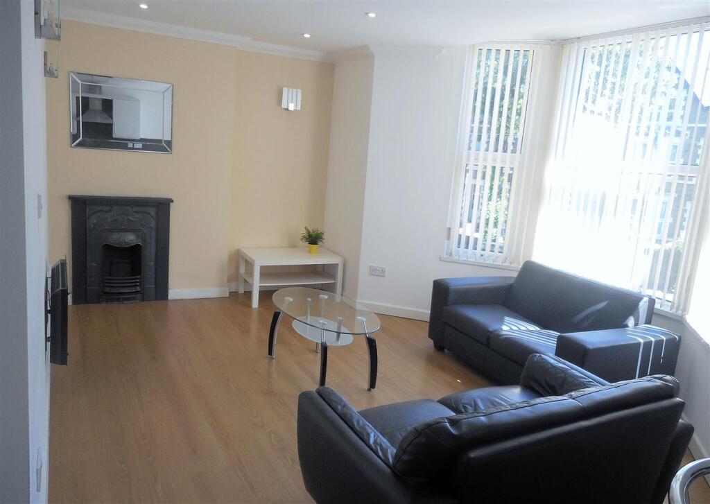 2 bed Apartment for rent in Cardiff. From JNR properties - Cardiff