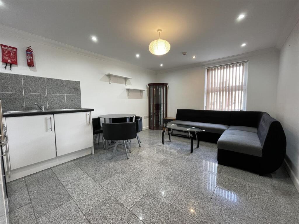 2 bed Apartment for rent in Cardiff. From JNR properties - Cardiff 2 bed Apartment for rent in Cardiff. From JNR properties - Cardiff
