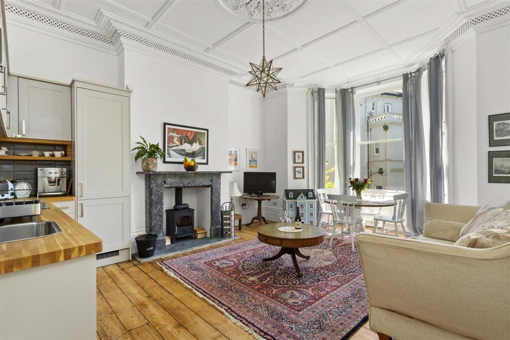 2 bed Apartment for rent in Hastings. From John Bray - Hastings