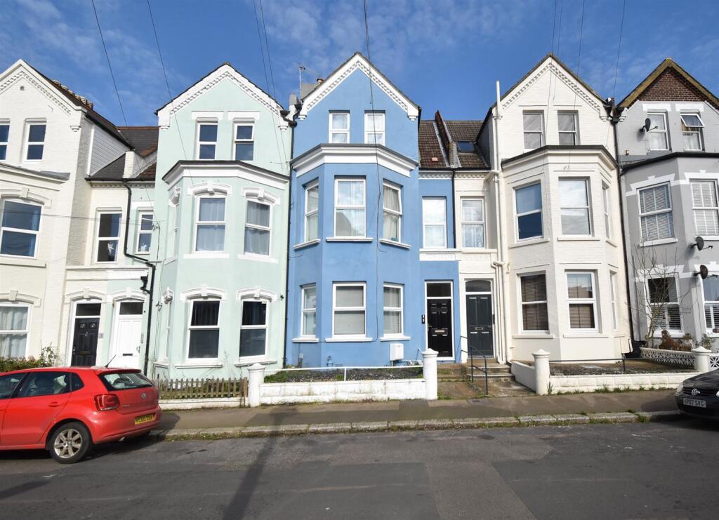 2 bed 1st Floor Flat for rent in Hastings. From John Bray - Hastings