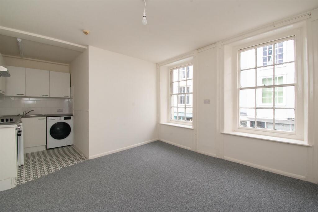1 bed 1st Floor Flat for rent in Hastings. From John Bray - Hastings