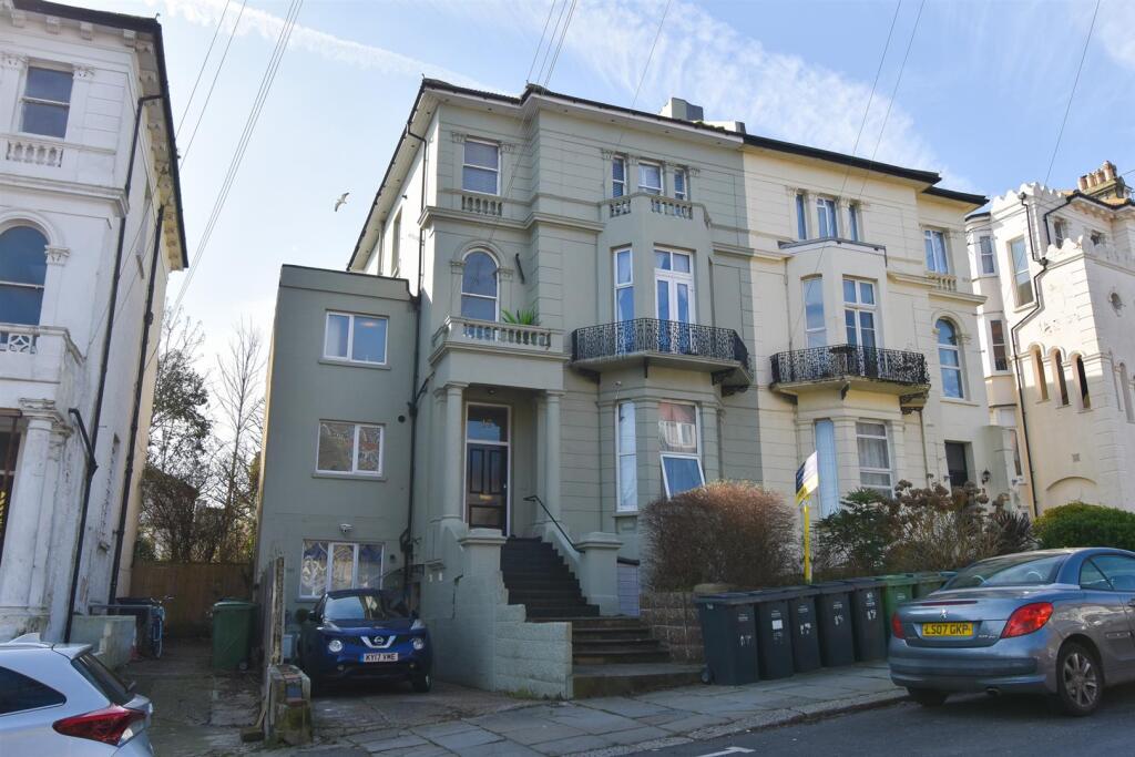 2 bed 1st Floor Flat for rent in Hastings. From John Bray - Hastings