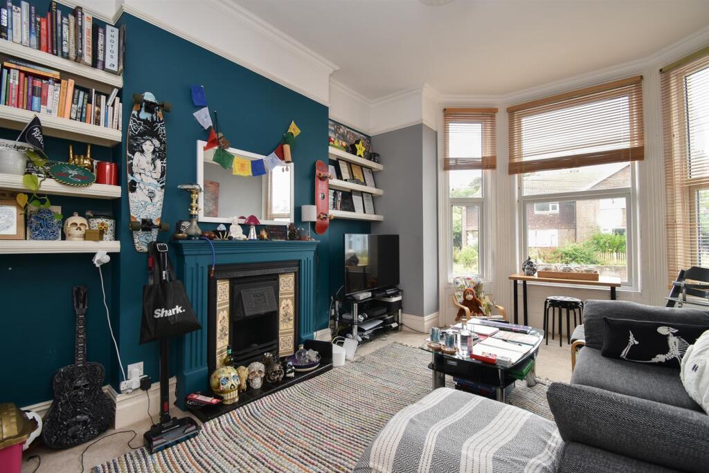 2 bed 1st Floor Flat for rent in Hastings. From John Bray - Hastings