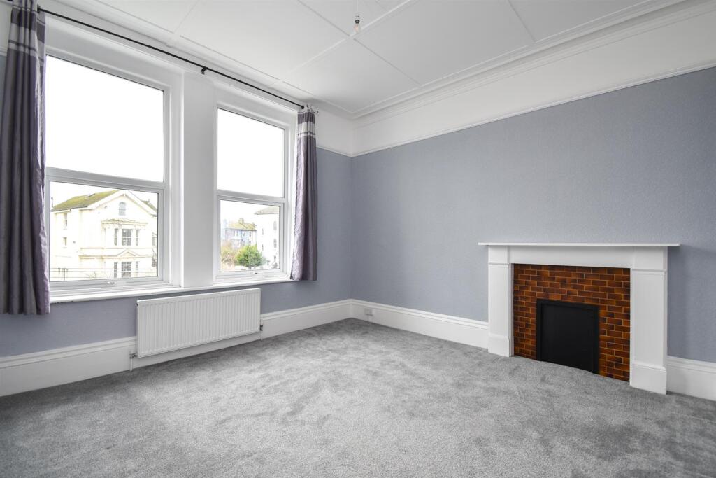 4 bed 1st Floor Flat for rent in Hastings. From John Bray - Hastings
