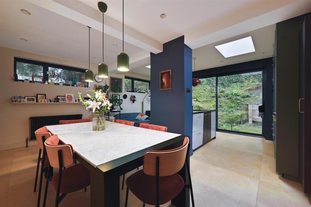 4 bed Detached for rent in Bachelor's Bump. From John Bray - Hastings