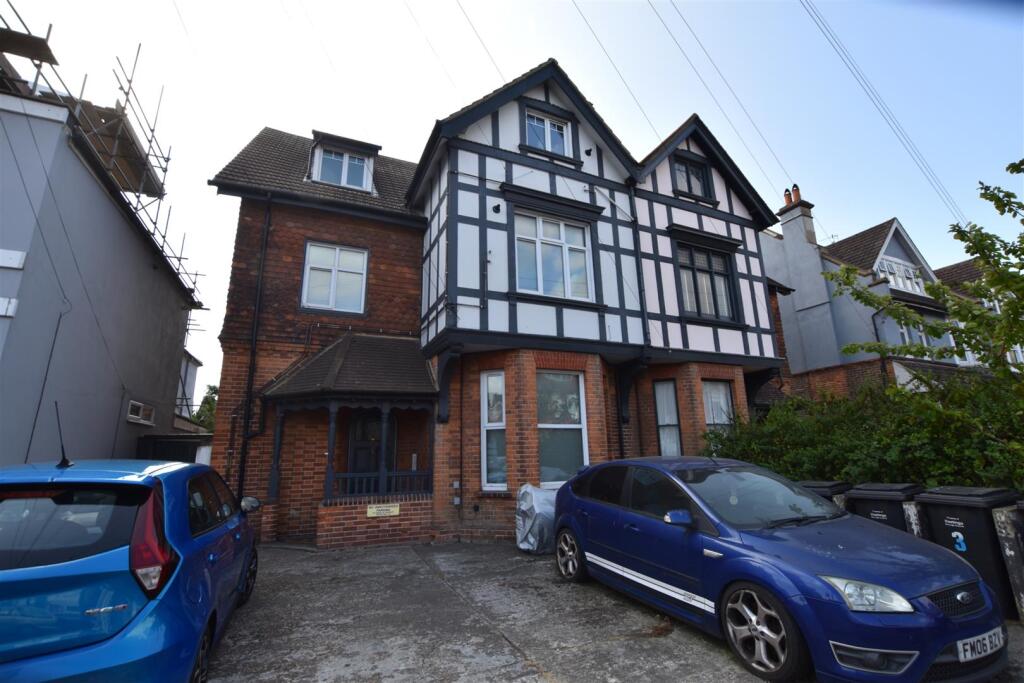 1 bed 1st Floor Flat for rent in Hastings. From John Bray - Hastings 1 bed 1st Floor Flat for rent in Hastings. From John Bray - Hastings