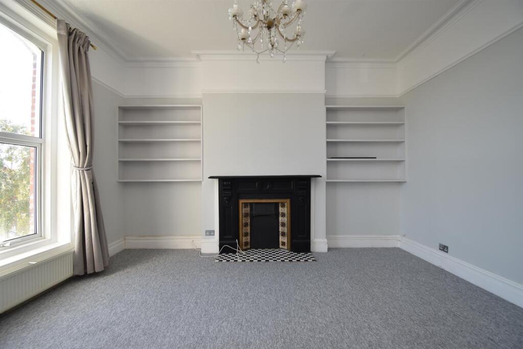 3 bed 1st Floor Flat for rent in Hastings. From John Bray - Hastings 3 bed 1st Floor Flat for rent in Hastings. From John Bray - Hastings