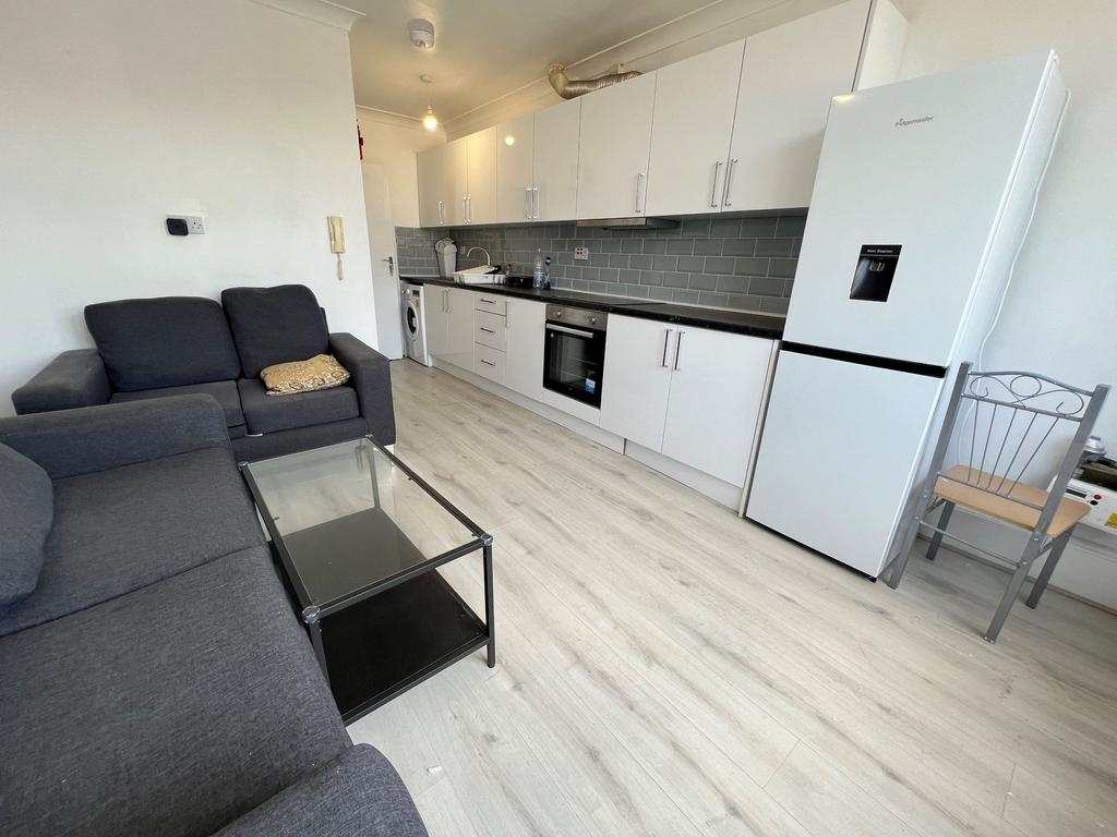 1 bed Flat for rent in Hornsey. From Relocation Homes