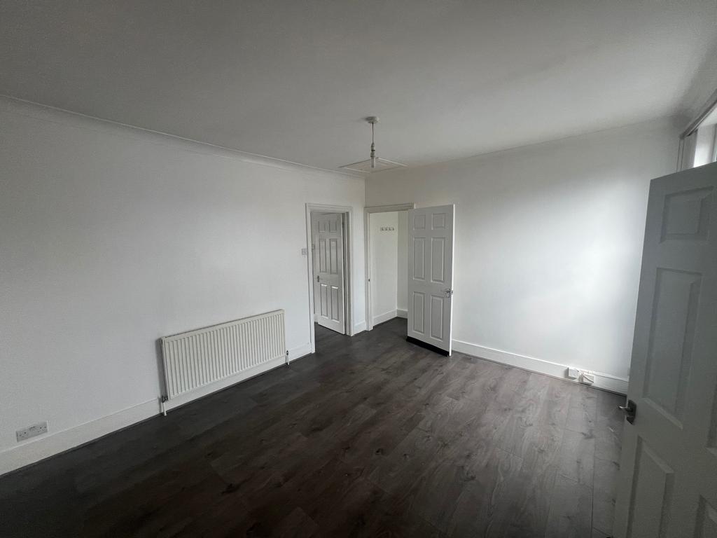 1 bed Flat for rent in Crews Hill. From Relocation Homes