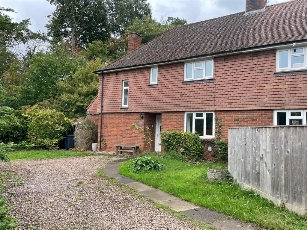 3 bed Semi Detached for rent in Great Malvern. From John Goodwin FRICS - Malvern 3 bed Semi Detached for rent in Great Malvern. From John Goodwin FRICS - Malvern