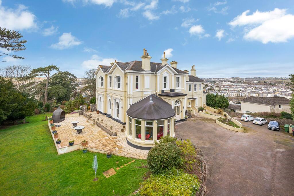 1 bed Apartment for rent in Torquay. From John Lake Estate Agents - Torquay