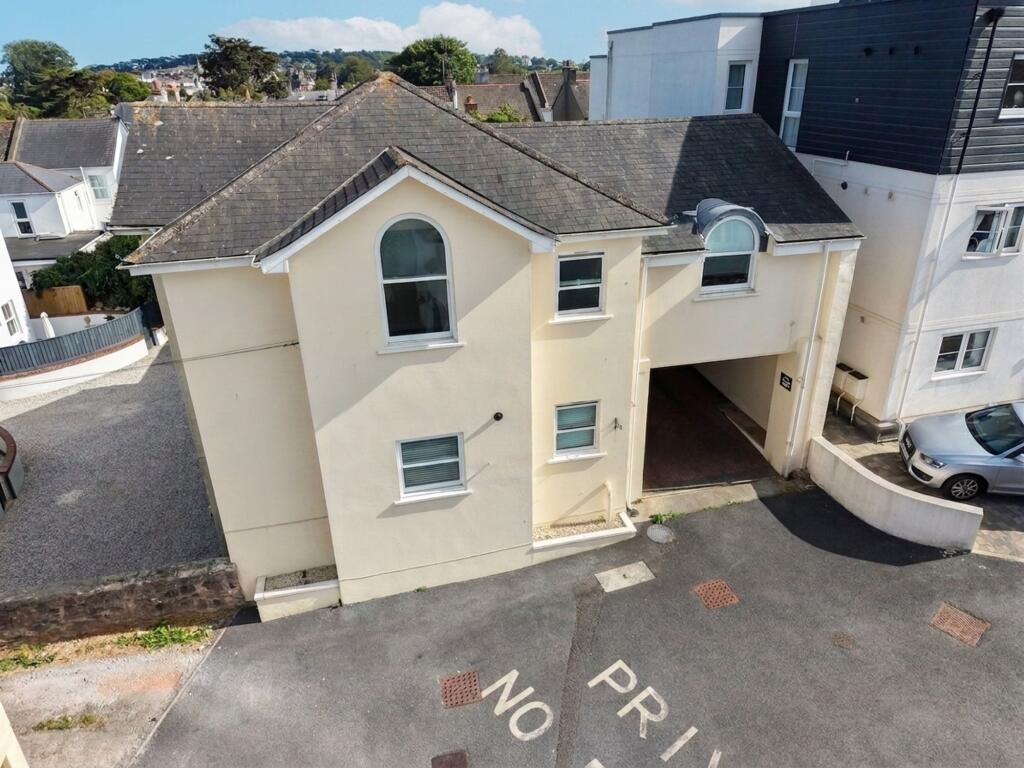 4 bed Semi Detached for rent in Torquay. From John Lake Estate Agents - Torquay 4 bed Semi Detached for rent in Torquay. From John Lake Estate Agents - Torquay