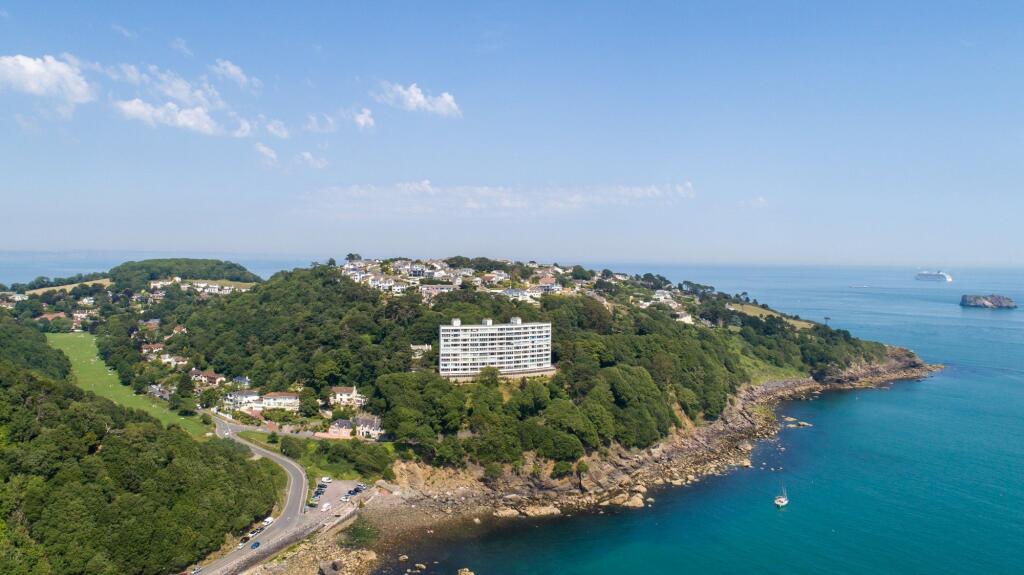 2 bed Apartment for rent in Torquay. From John Lake Estate Agents - Torquay