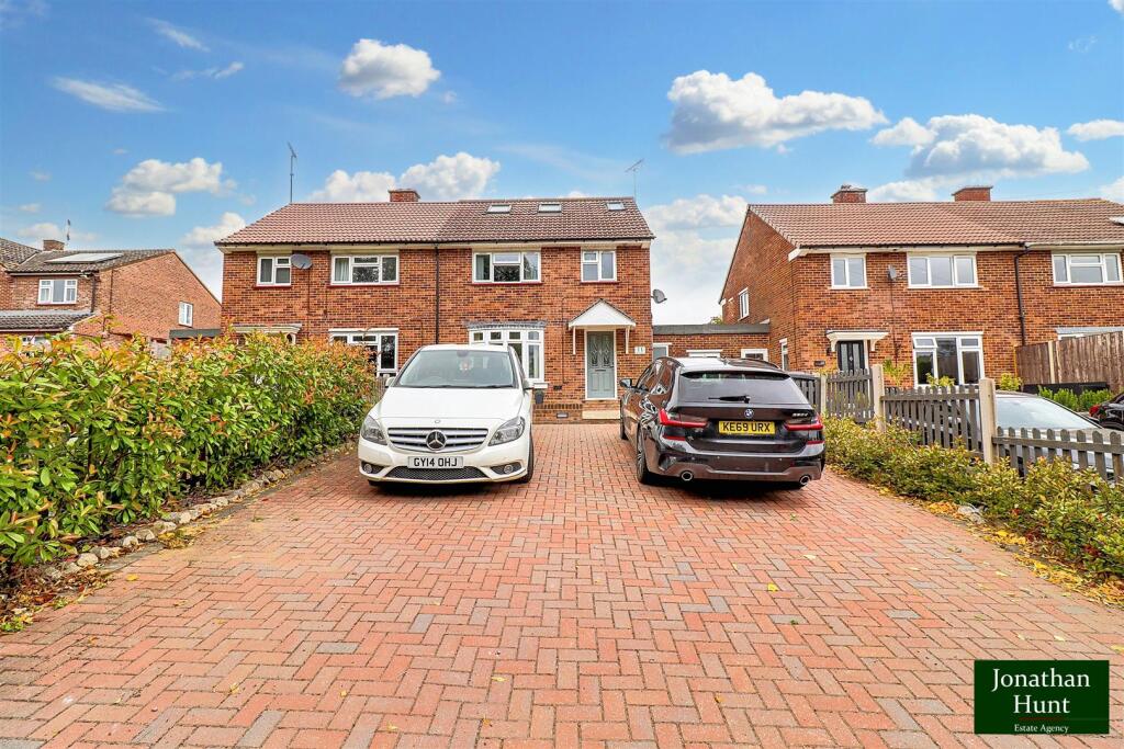 3 bed Semi Detached for rent in Buntingford. From Jonathan Hunt Estate Agency - Ware