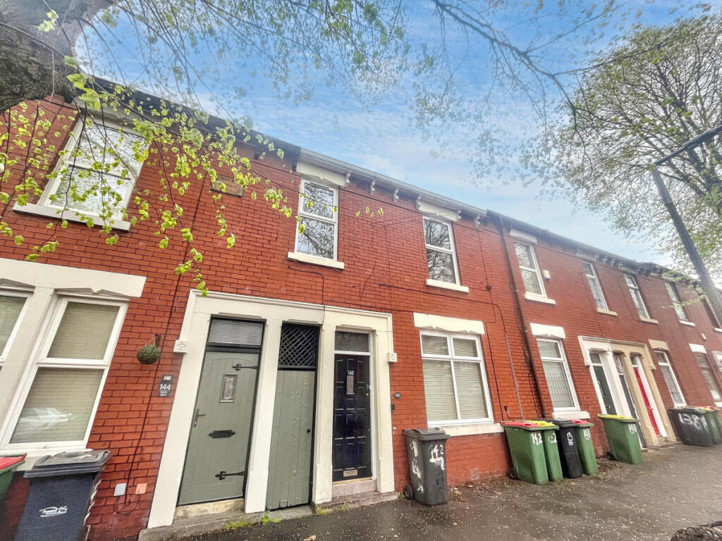 3 bed Mid Terraced House for rent in Fulwood. From Jones Cameron Estate Agents - Preston